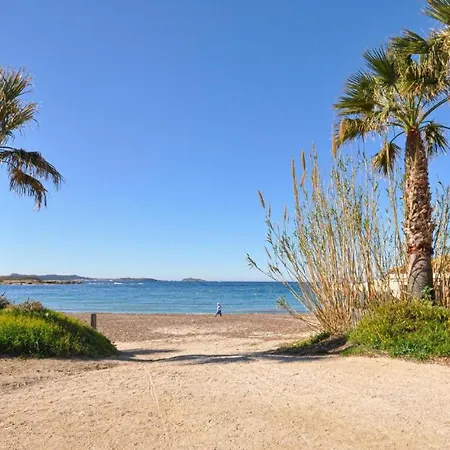 Proche Des Plages Apartment